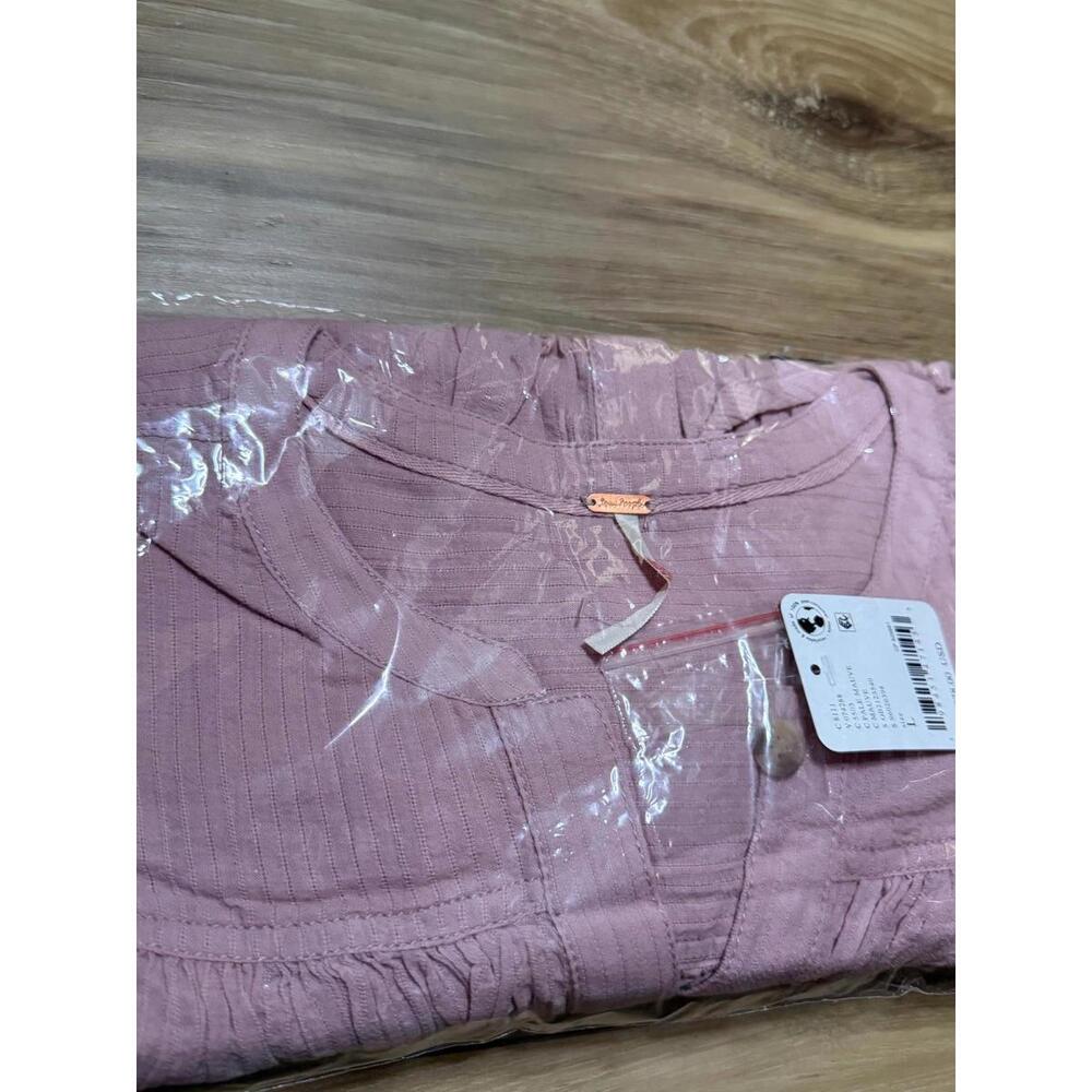 NWT! Free People Little Cloud Button-Up Crop Top in Pink Size Large - Picture 3 of 4